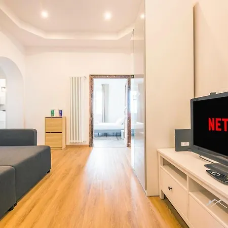 Center, Free Wifi & Netflix By Tilo *